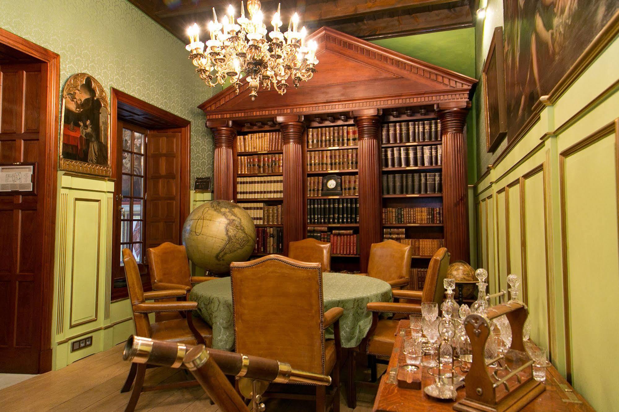 Ateneo Hotel Seville